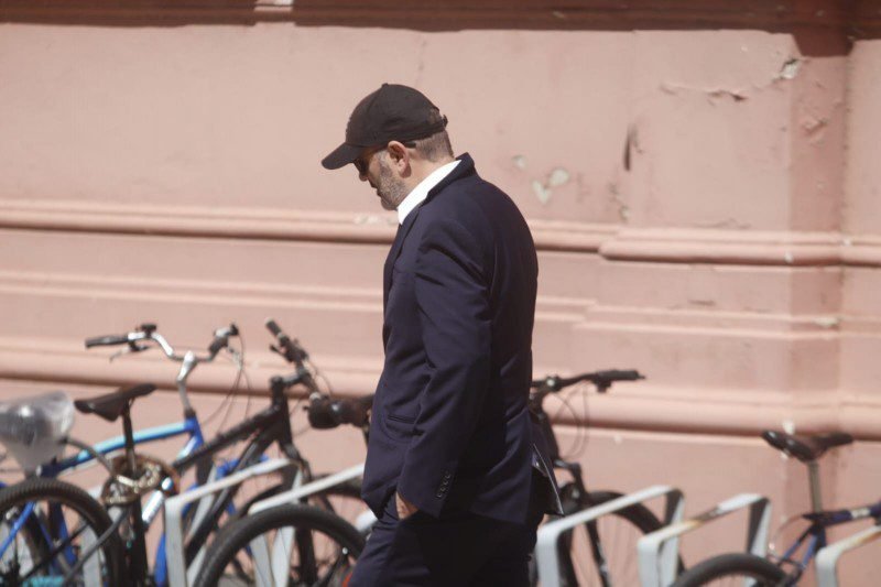 Pesqueras temen que Sturzenegger licite las cuotas de merluza tras el escándalo de las coimas
