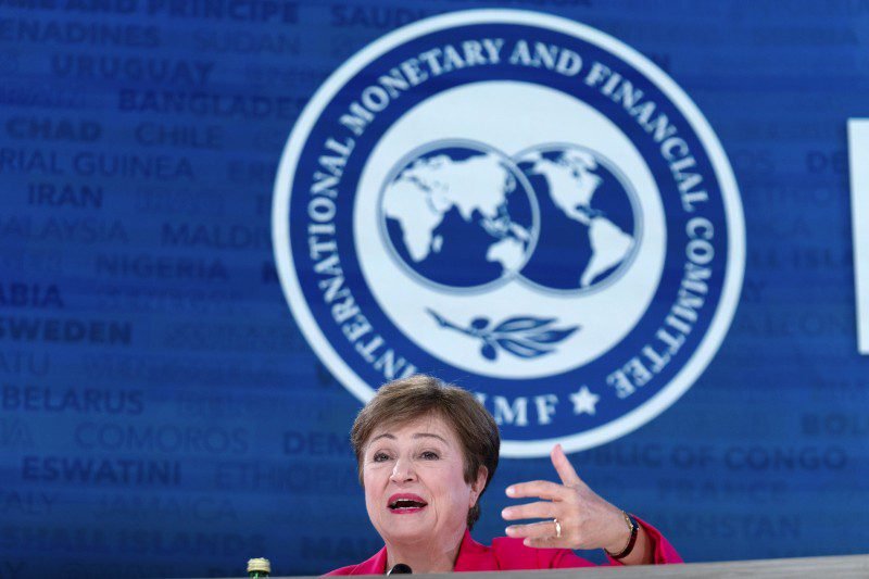 El FMI confirmó que girará USD 8000 millones pero sólo USD 5.600 millones serían de libre disponibilidad