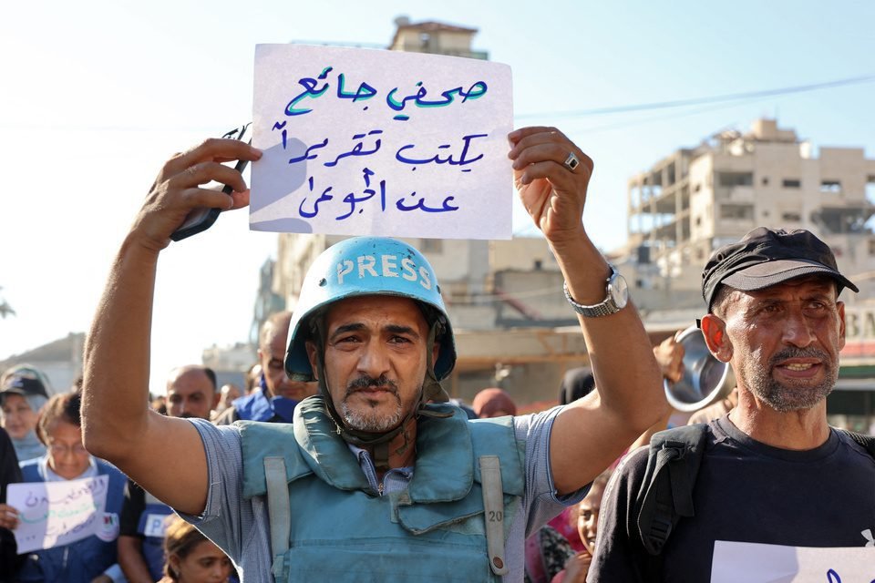 En Gaza se mueren de hambre hasta los corresponsales