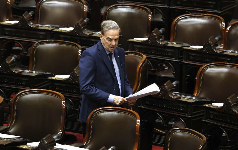 Pichetto, Michel y De la Sota insinúan un armado transversal del peronismo